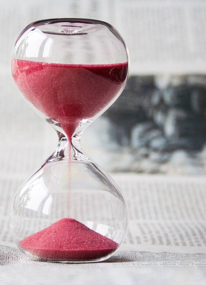 Lever le voile sur le mystère : combien de temps durent les effets du CBD ? - HerBeevor