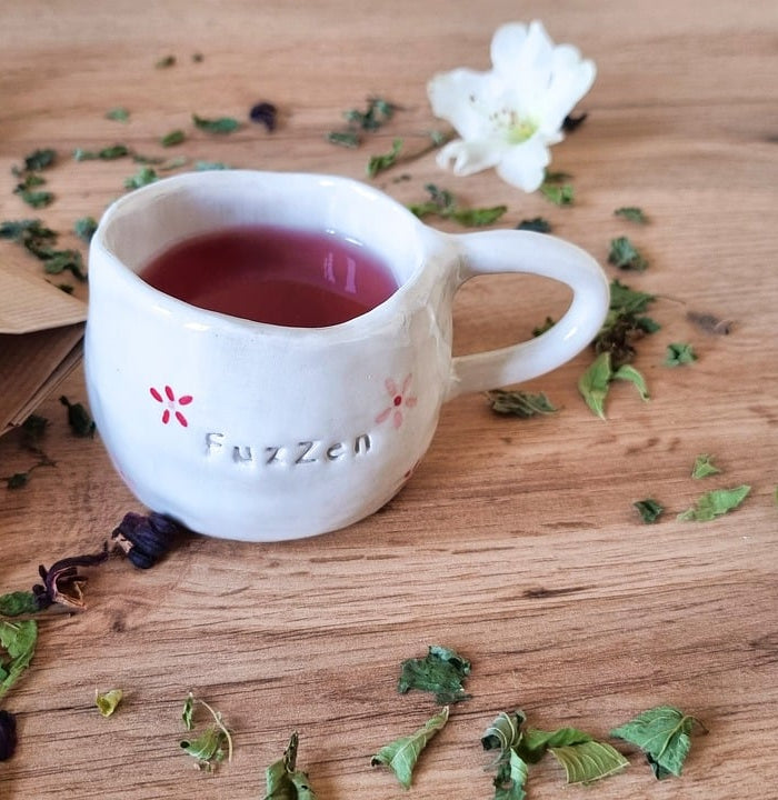 Les bienfaits du thé et de la tisane au CBD - HerBeevor