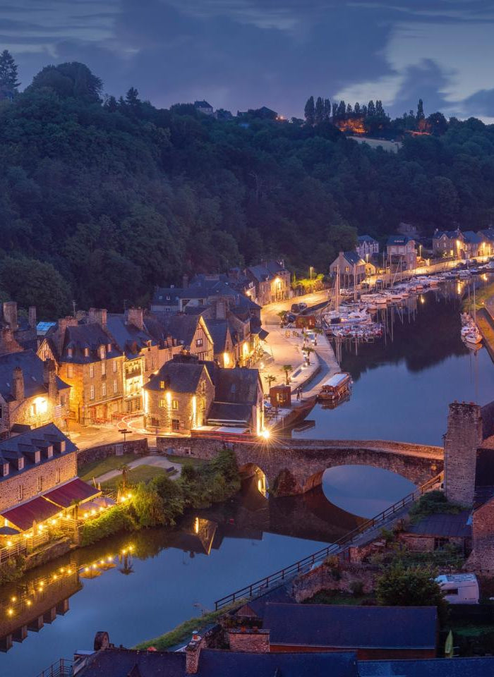 Livraison de CBD : Dinan - Shop HerBeevor - HerBeevor