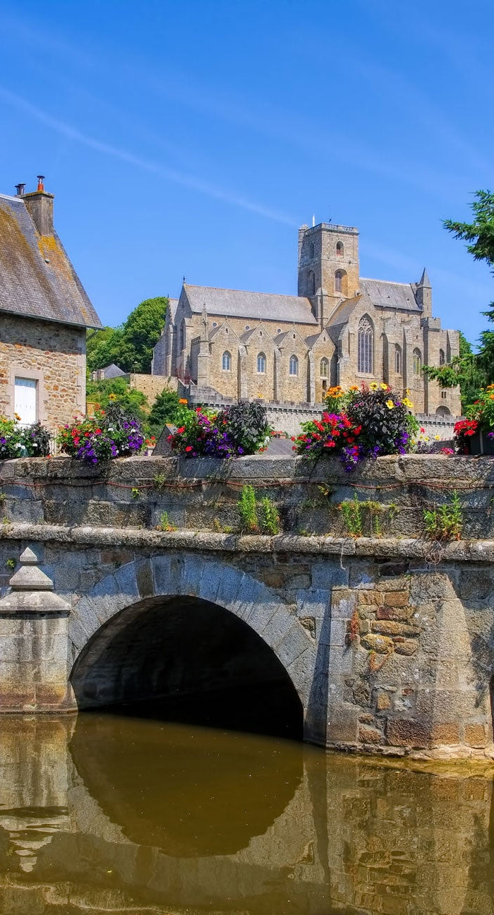 Livraison de CBD : Lamballe - Shop HerBeevor - HerBeevor